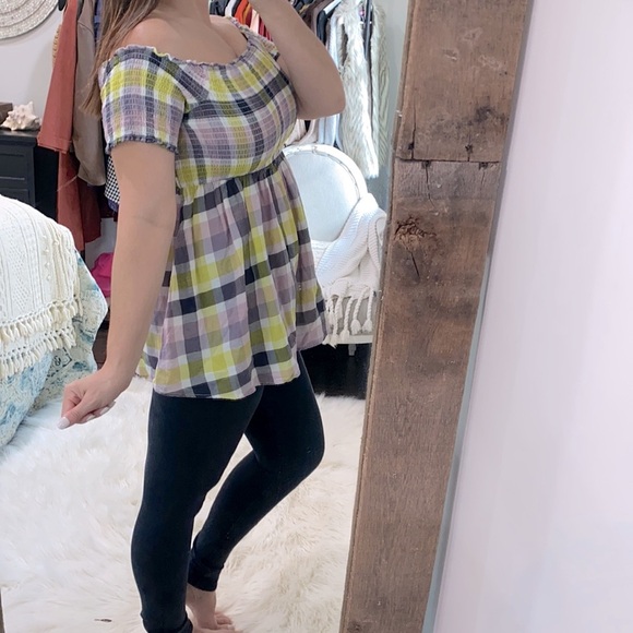 Torrid 1X off the shoulder smocked plaid top - Picture 2 of 5